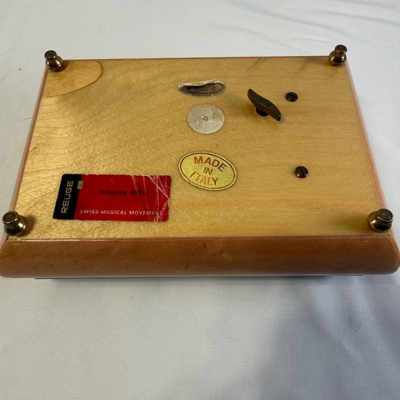 Vintage Reuge Swiss Music Box Floral Wood Plays "Amazing Grace" Works  8X5 - Picture 6 of 8